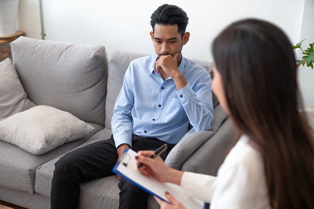 man-with-psychiatrist